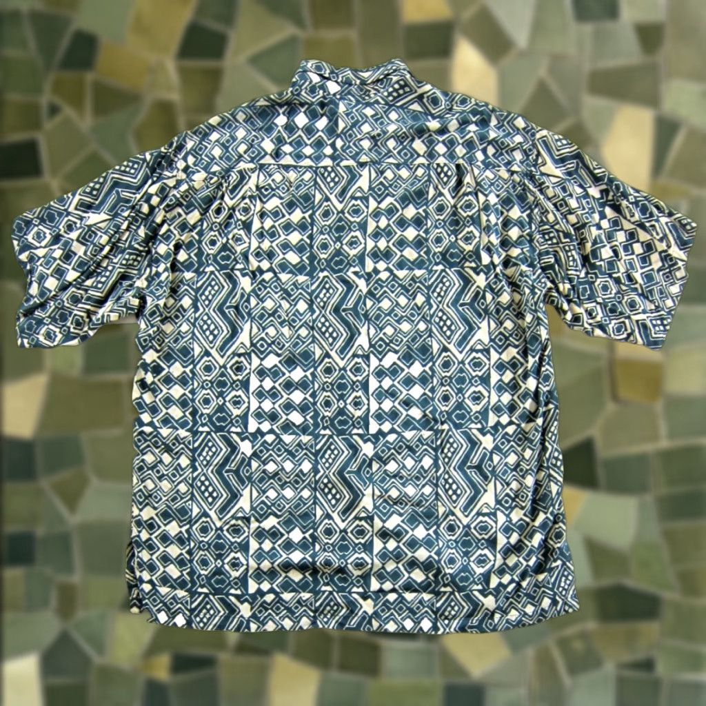 Vintage VINTAGE Noa Noa Shirt Men XL Geometric Short Sleeve Hawaiian Rayon Blue Ivory Button-Up Size US XL / EU 56 / 4 - 1 Thumbnail