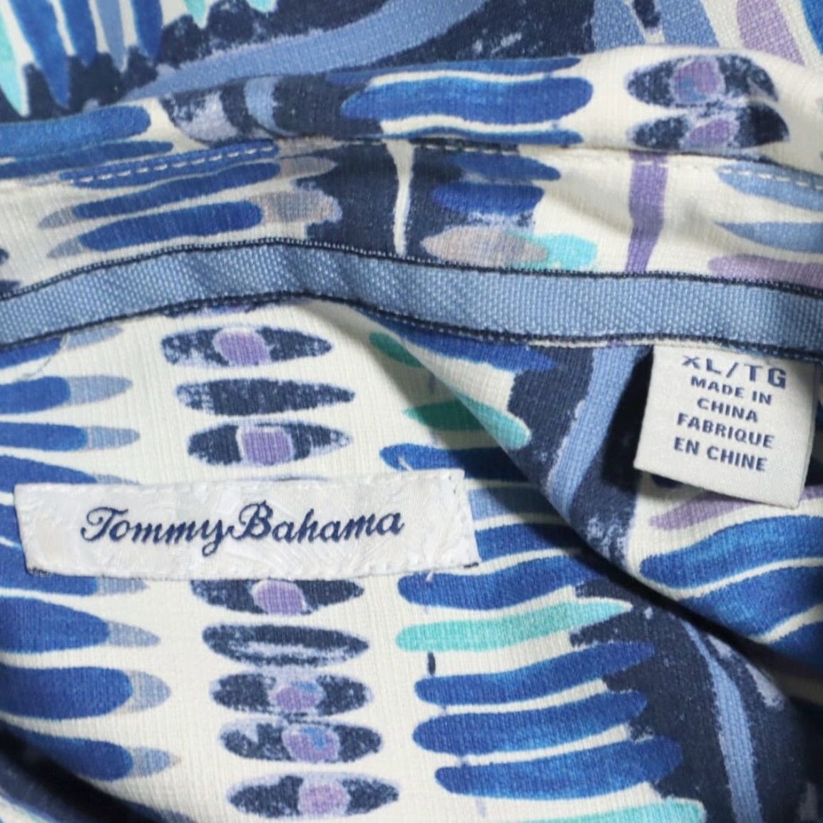 Tommy Bahama Tommy Bahama Geo Surf Camp Silk Button Up Shirt Blue Men's XL Size US XL / EU 56 / 4 - 5 Thumbnail