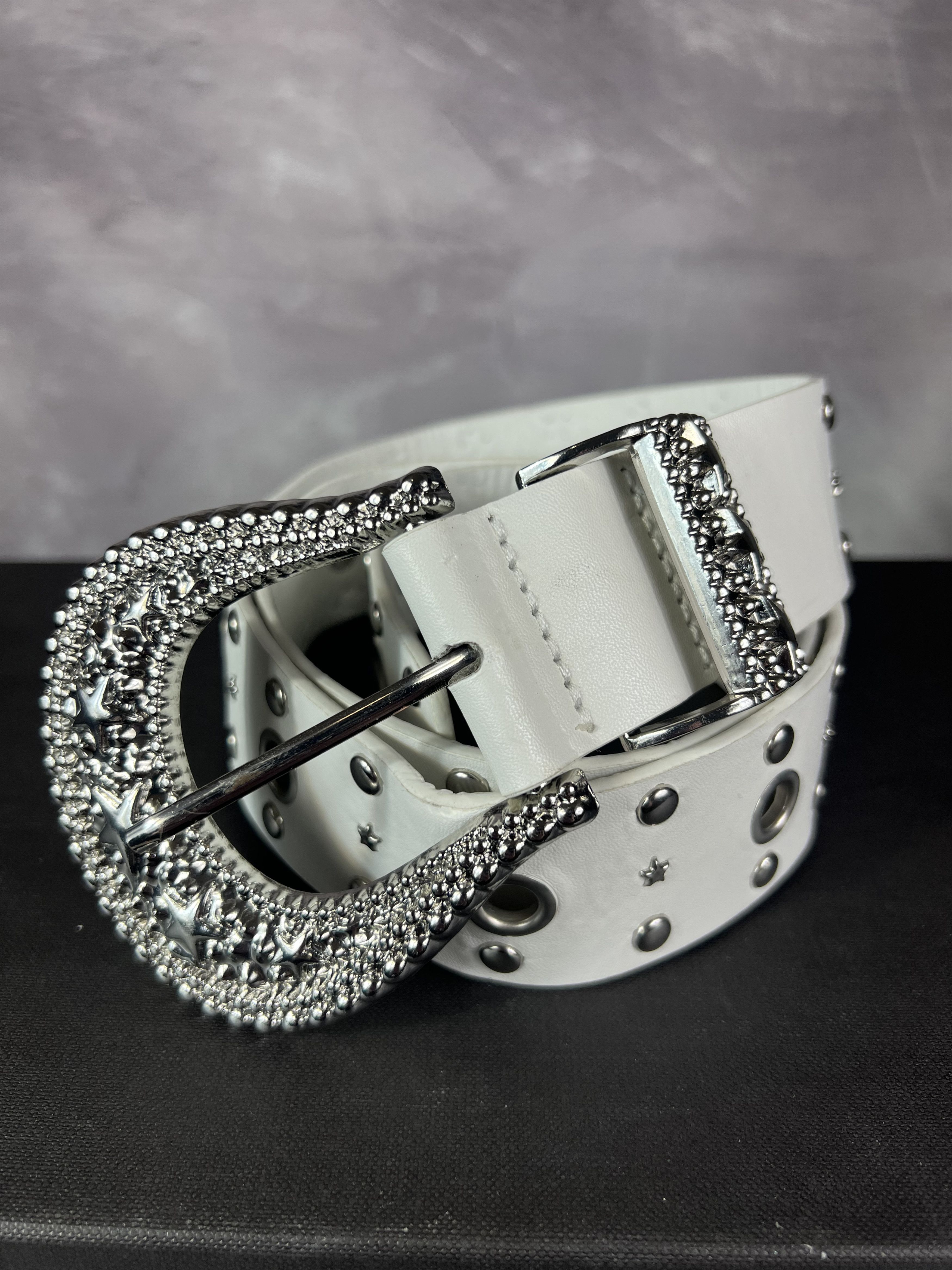 Vintage Large Plaque perforations Y2K Belt Size 32 - 1 Thumbnail
