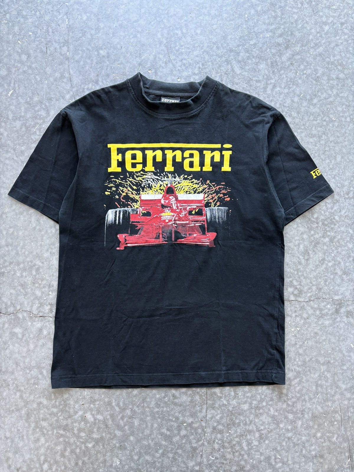 Ferrari Vintage 90s Ferrari F1 Graphic Tee Size US L / EU 52-54 / 3 - 1 Thumbnail