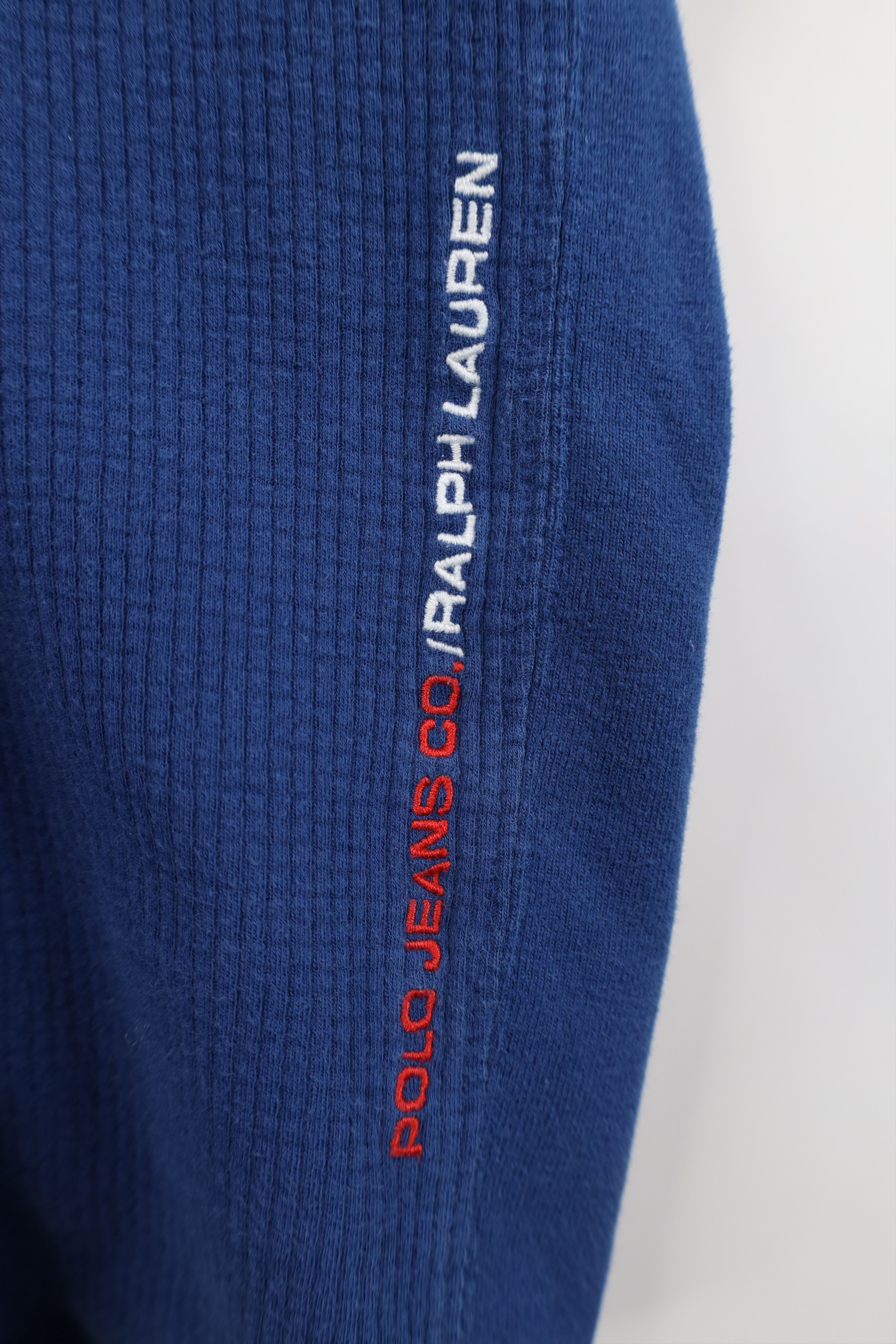 Ralph Lauren Vintage 90s Ralph Lauren Spell Thermal Waffle Knit T-Shirt Size US XL / EU 56 / 4 - 4 Thumbnail
