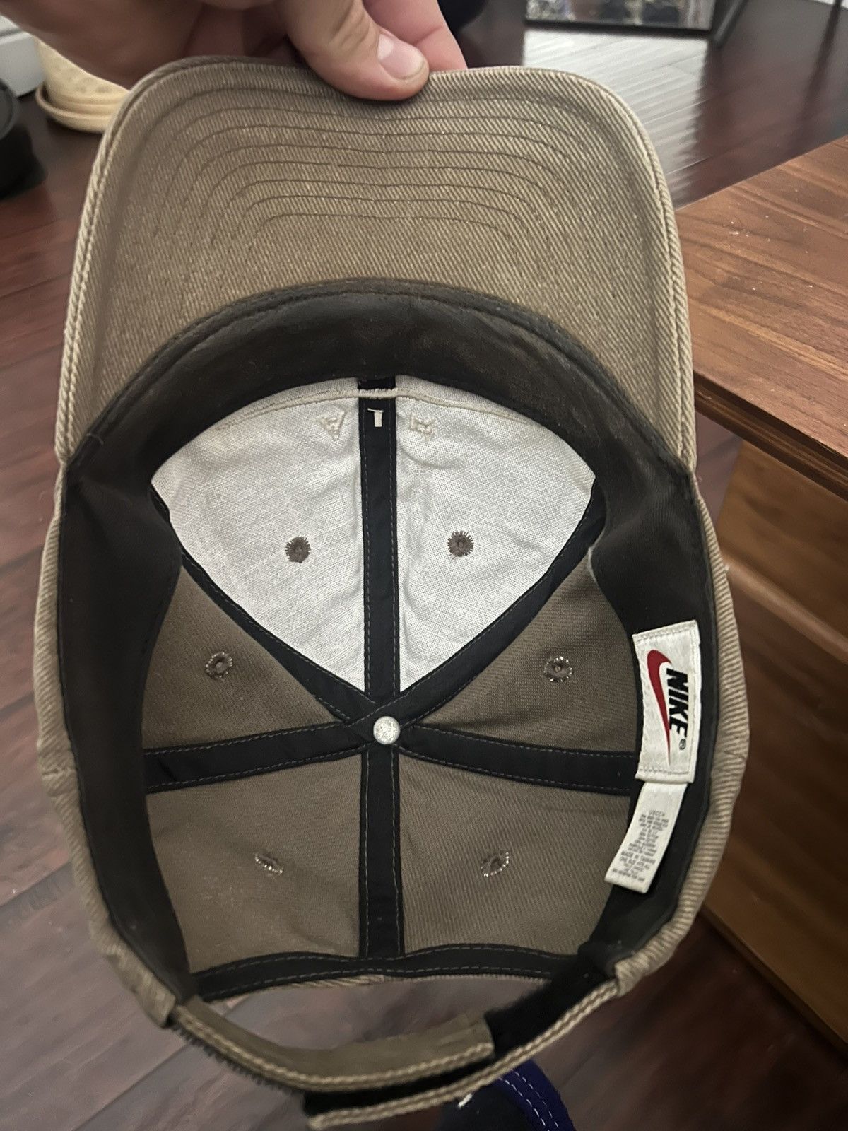 Nike Vintage 90s Nike Strap Back Hat Distressed/Worn Size ONE SIZE - 8 Thumbnail