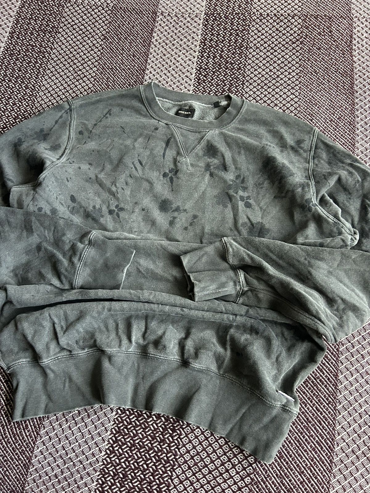 Diesel Vintage Diesel Distressed Sweatshirt Unisex Avantgarde Sz L Size US L / EU 52-54 / 3 - 9 Thumbnail