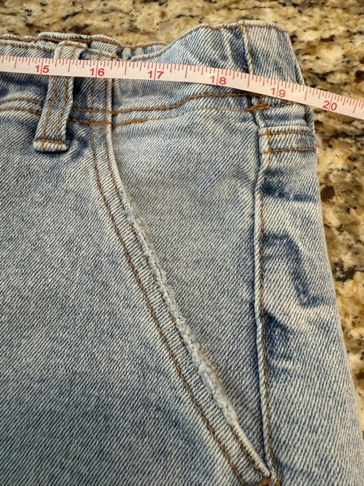 Other RE Generation by Celebrity Pink cutoff denim jean shorts XL Size 40" / US 18 - 8 Thumbnail