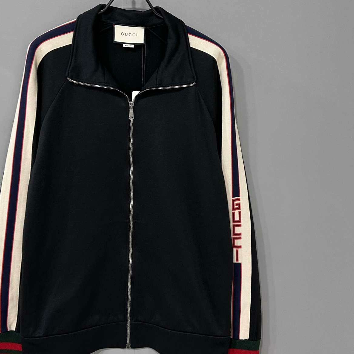 Gucci Gucci Black Light Jacket xl Men Size US XL / EU 56 / 4 - 1 Thumbnail