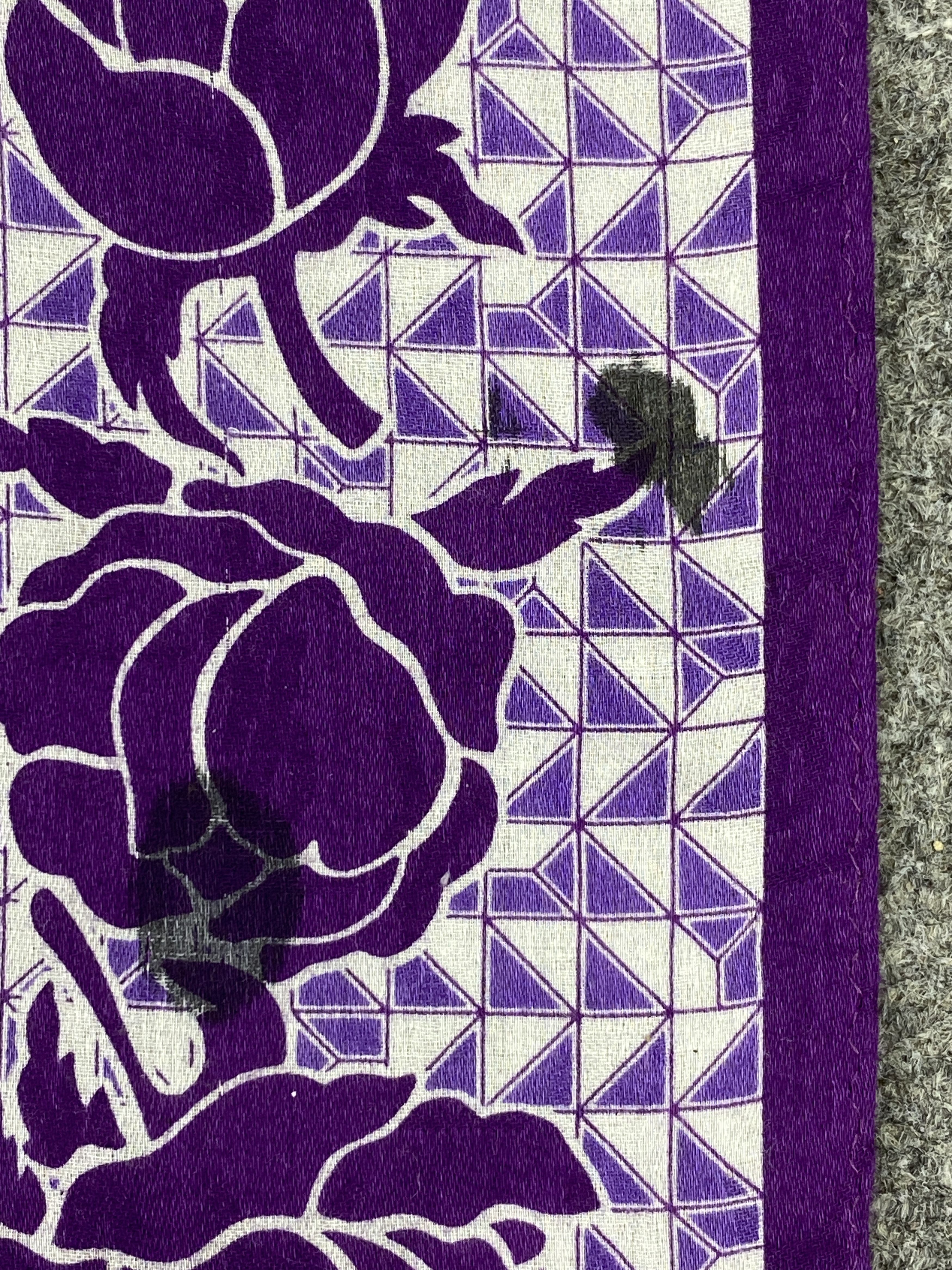Yves Saint Laurent Yves Saint Laurent Handkerchief / Neckerchief KT0104 Size ONE SIZE - 8 Thumbnail
