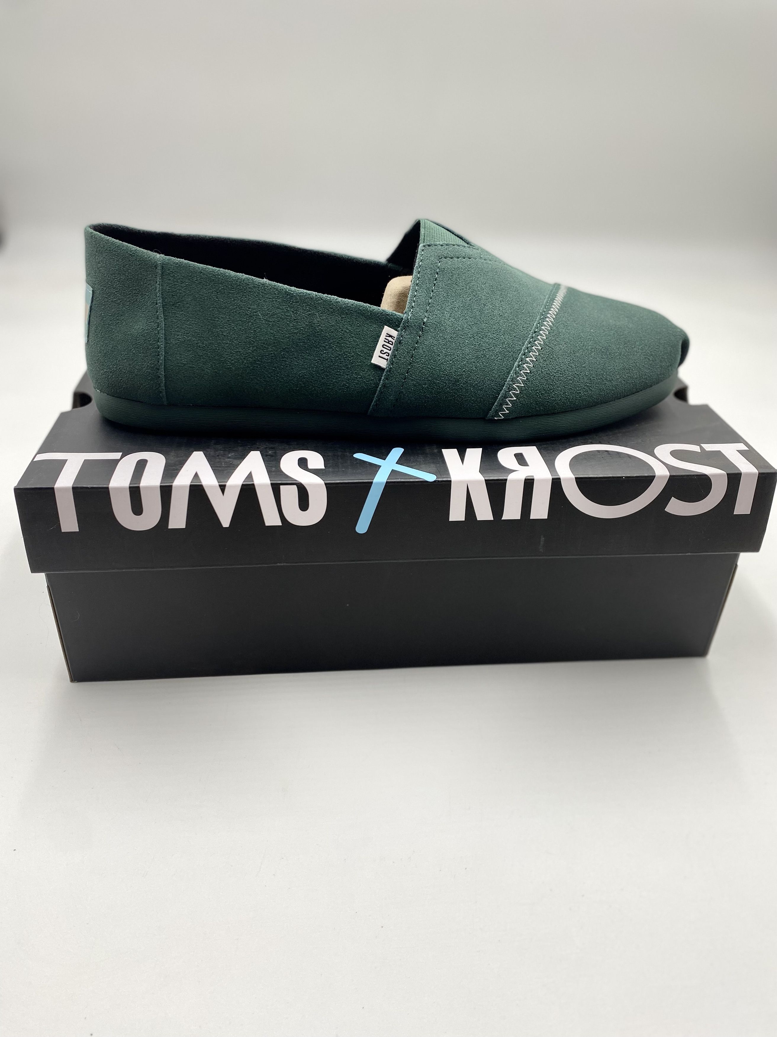 Toms Toms X Krost Size US 10.5 / EU 43-44 - 1 Thumbnail