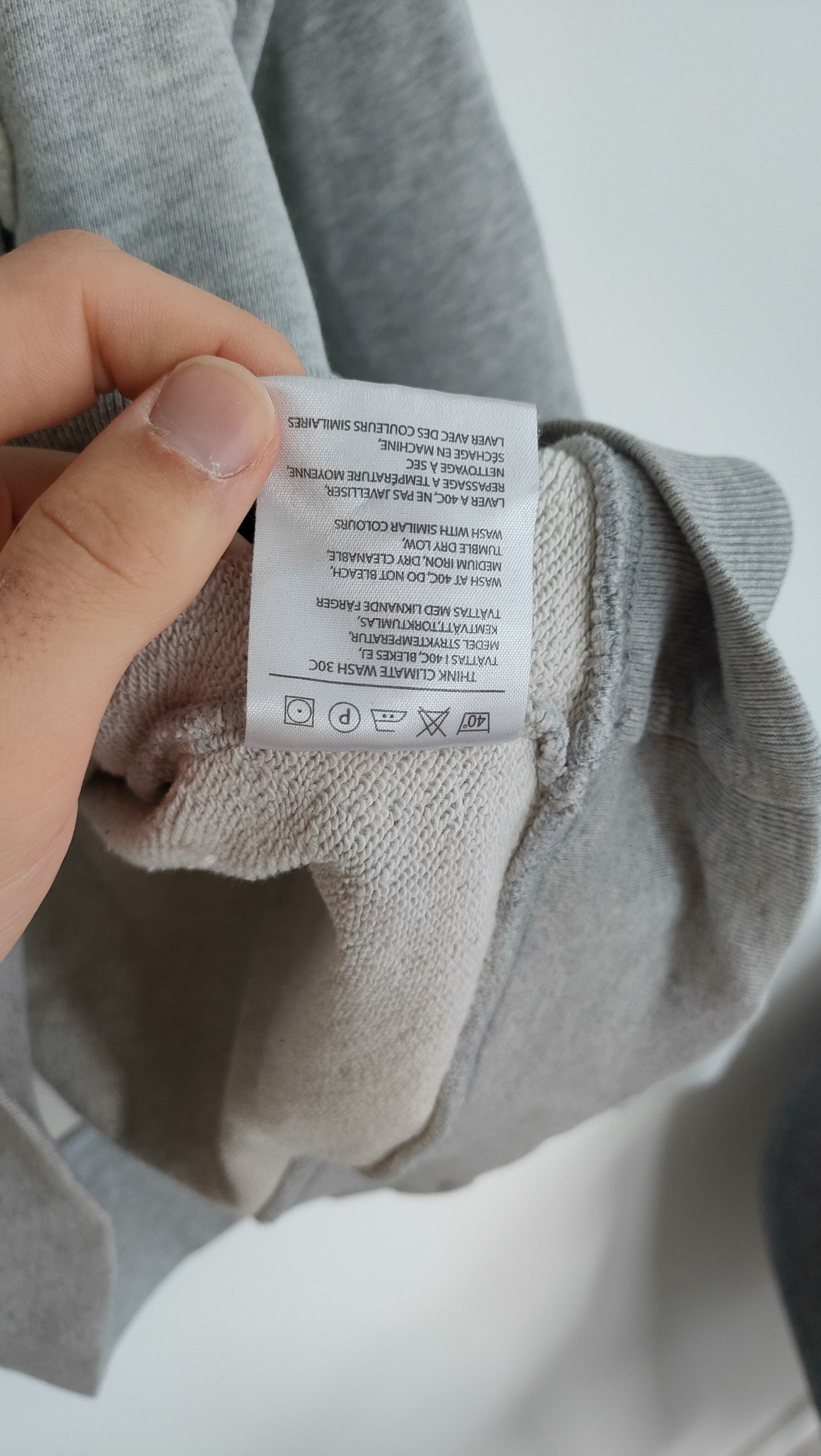 Acne Studios Acne Studios College PARIS SWEDEN AW11 runway crewneck Size US S / EU 44-46 / 1 - 8 Thumbnail