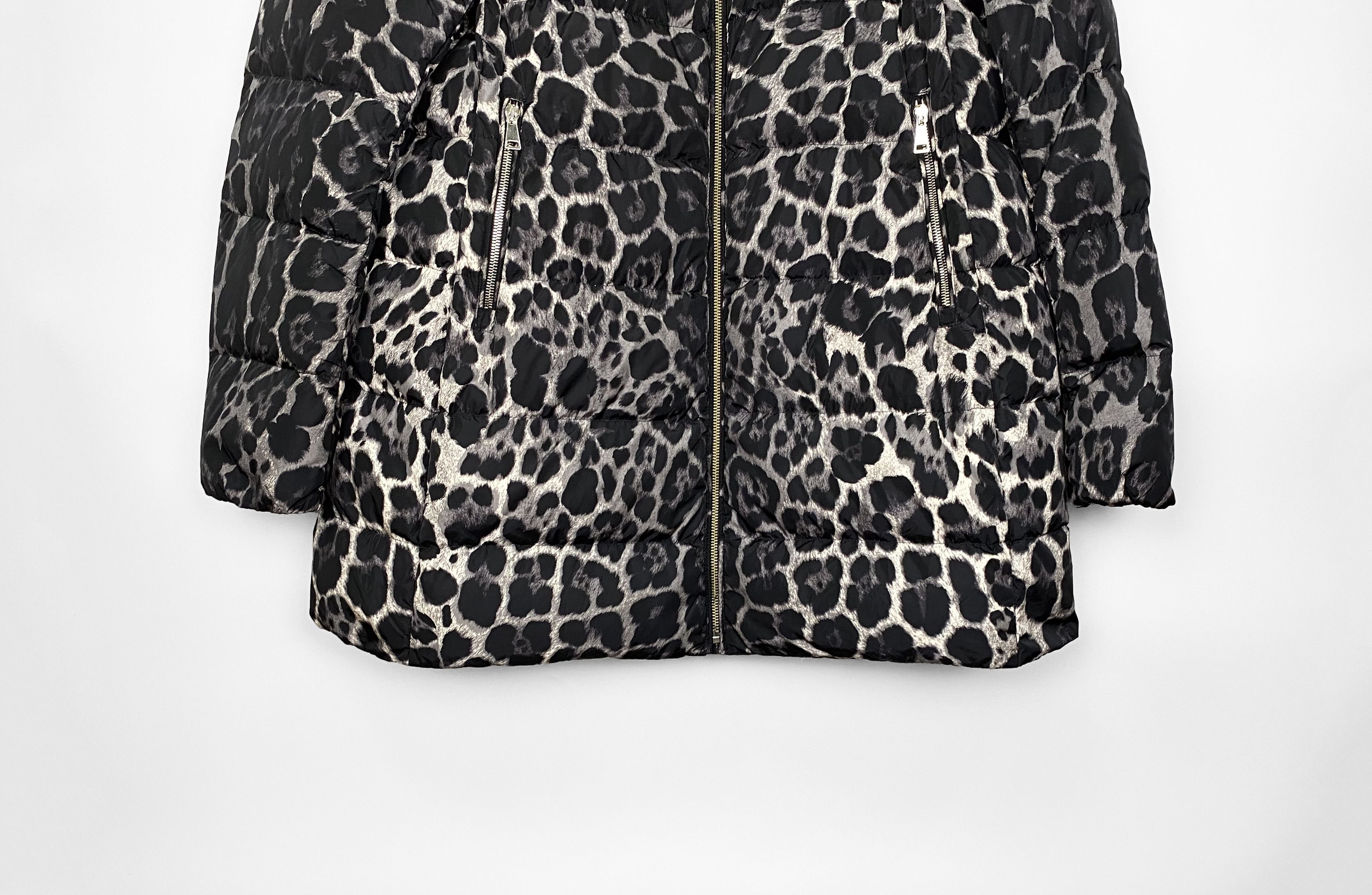 Moncler MONCLER Torcelle Giubbotto Leopard Print Wmns Down Coat Size XL / US 12-14 / IT 48-50 - 5 Thumbnail