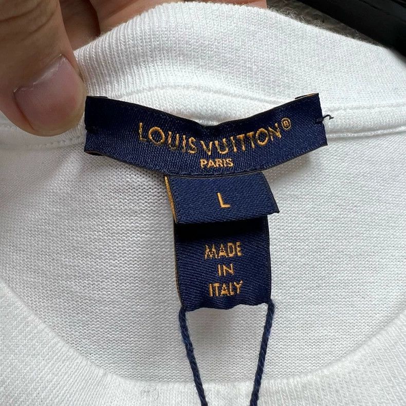Other Louis Vuitton Year of the Dragon DRAGON applique chain T-s Size US L / EU 52-54 / 3 - 4 Thumbnail