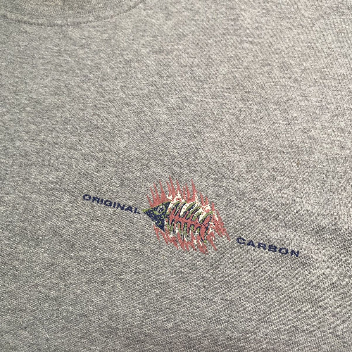 Affliction × Carbon × Vintage VINTAGE Y2K CARBON FISH BONE LOGO T SHIRT SIZE LARGE Size US L / EU 52-54 / 3 - 7 Thumbnail