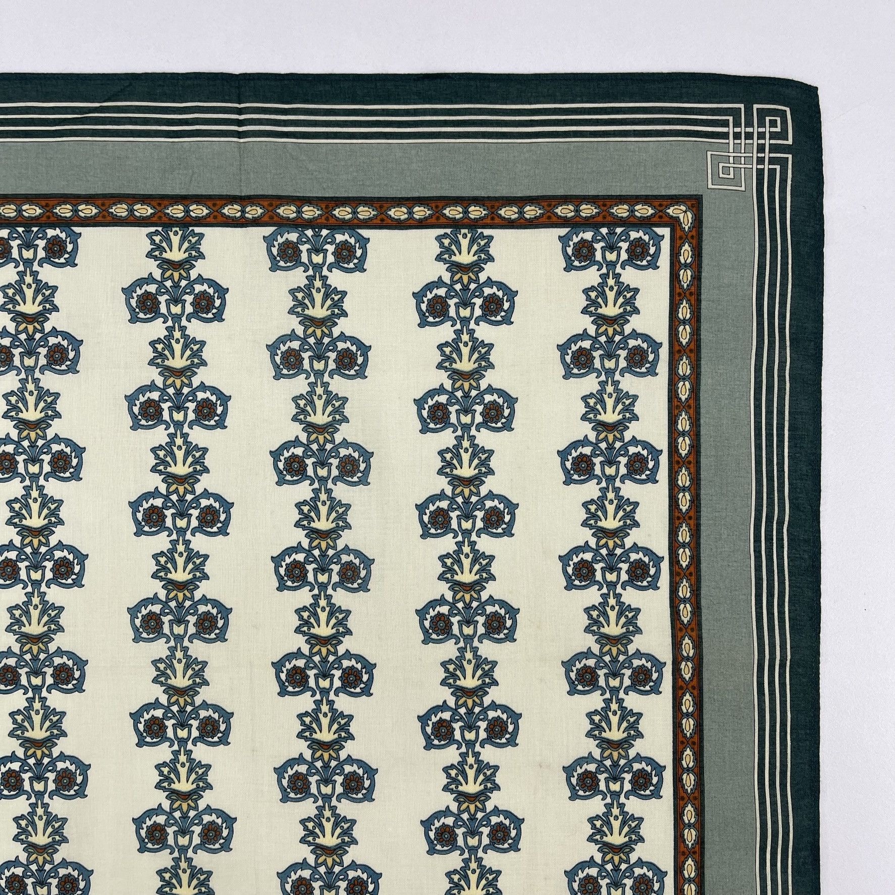 Paolo Gucci Paolo Gucci Handkerchief / Neckerchief / Bandana - 4142 Size ONE SIZE - 3 Thumbnail