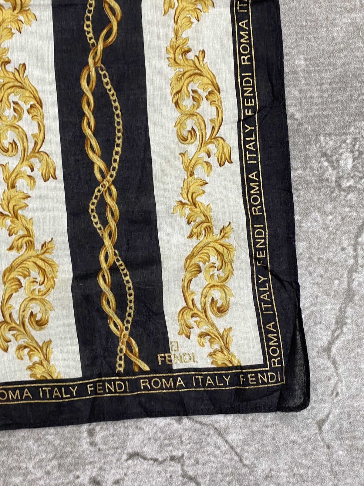 Fendi Fendi Handkerchief / Bandana / Neckerchief Size ONE SIZE - 7 Thumbnail