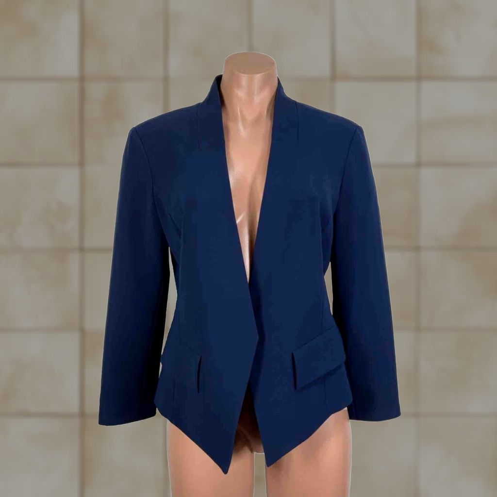 St. John St John Blazer 8 Navy Structured Short Open Front Light Shoulder Pads Triacetate Size 30" / US 8 / IT 44 - 1 Thumbnail