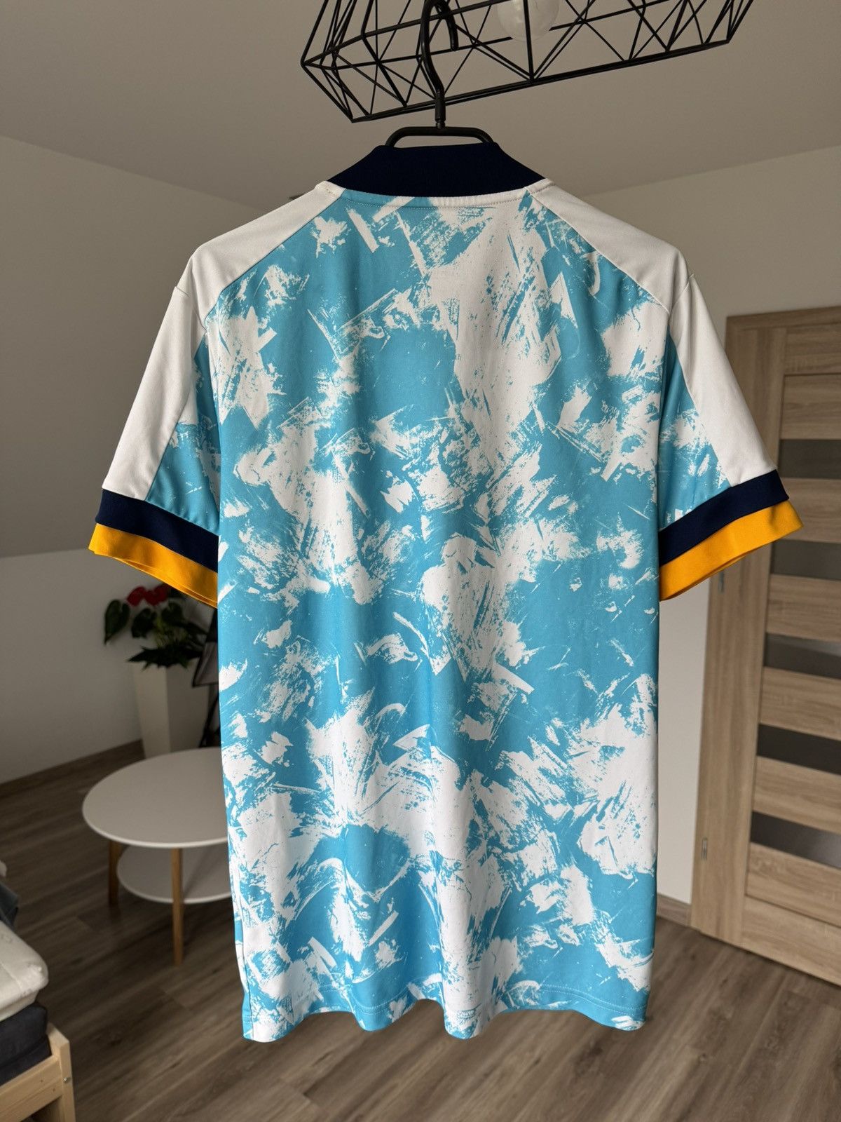 Adidas Wolverhampton Wanderers 2020-21 Adidas Away Jersey M BPL Size US M / EU 48-50 / 2 - 2 Thumbnail