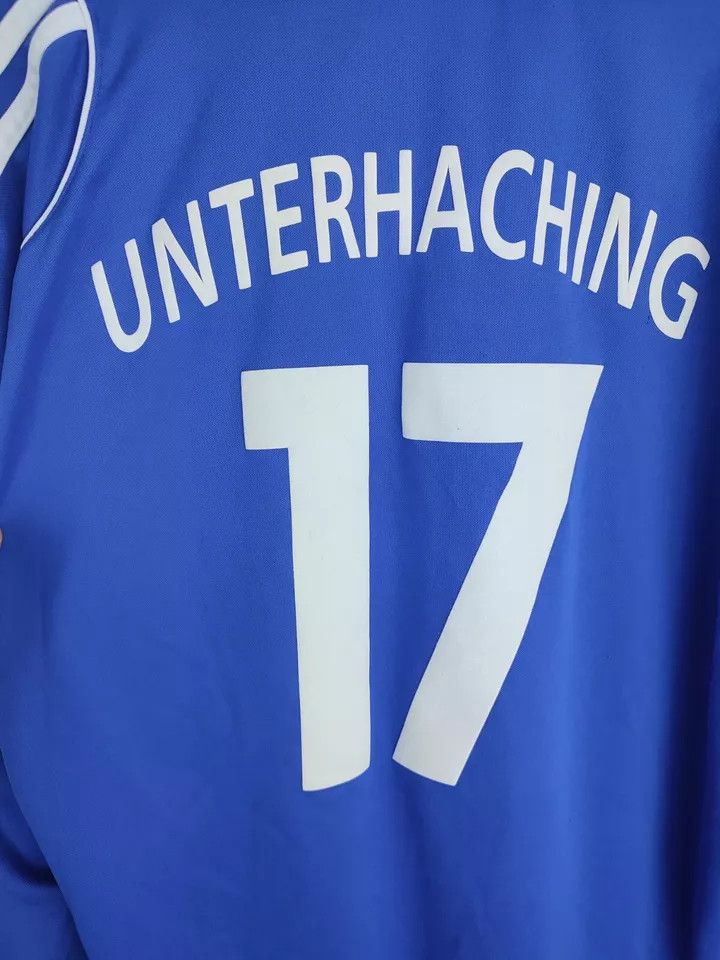 Adidas SpVgg Unterhaching Kit FOOTBALL SHIRT SOCCER JERSEY # 17 Size US L / EU 52-54 / 3 - 14 Thumbnail
