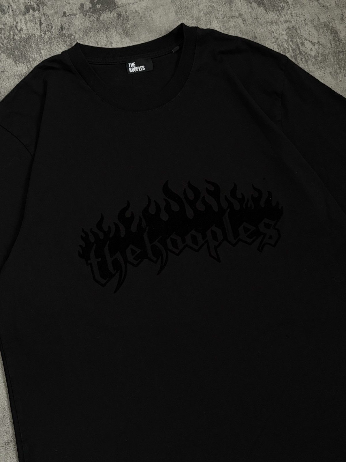 The Kooples The Kooples Flames Logo Print Total Black T-shirt Size US XL / EU 56 / 4 - 2 Thumbnail