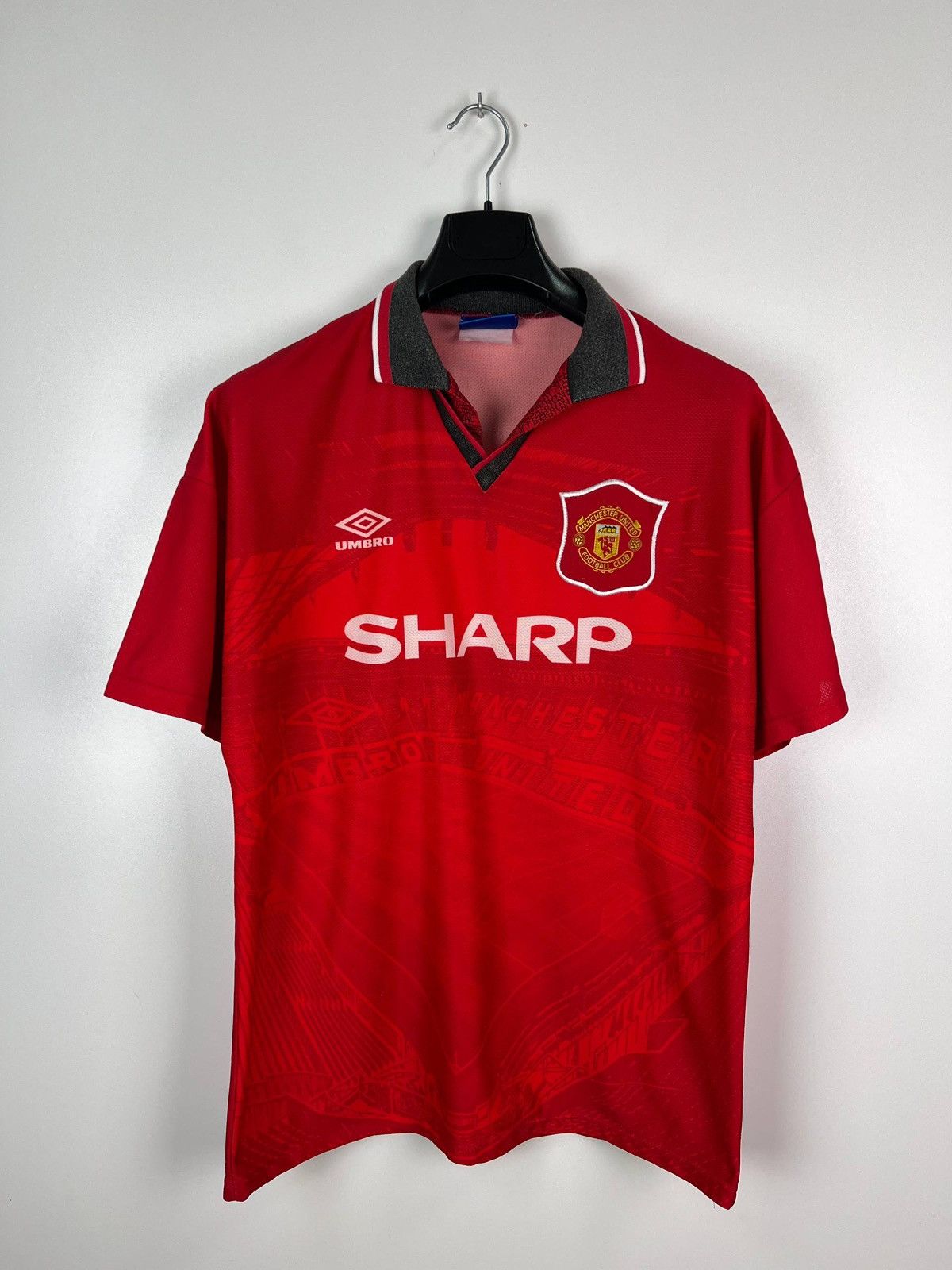 Umbro Manchester United Umbro 1994/96 home jersey size L Size US L / EU 52-54 / 3 - 1 Thumbnail