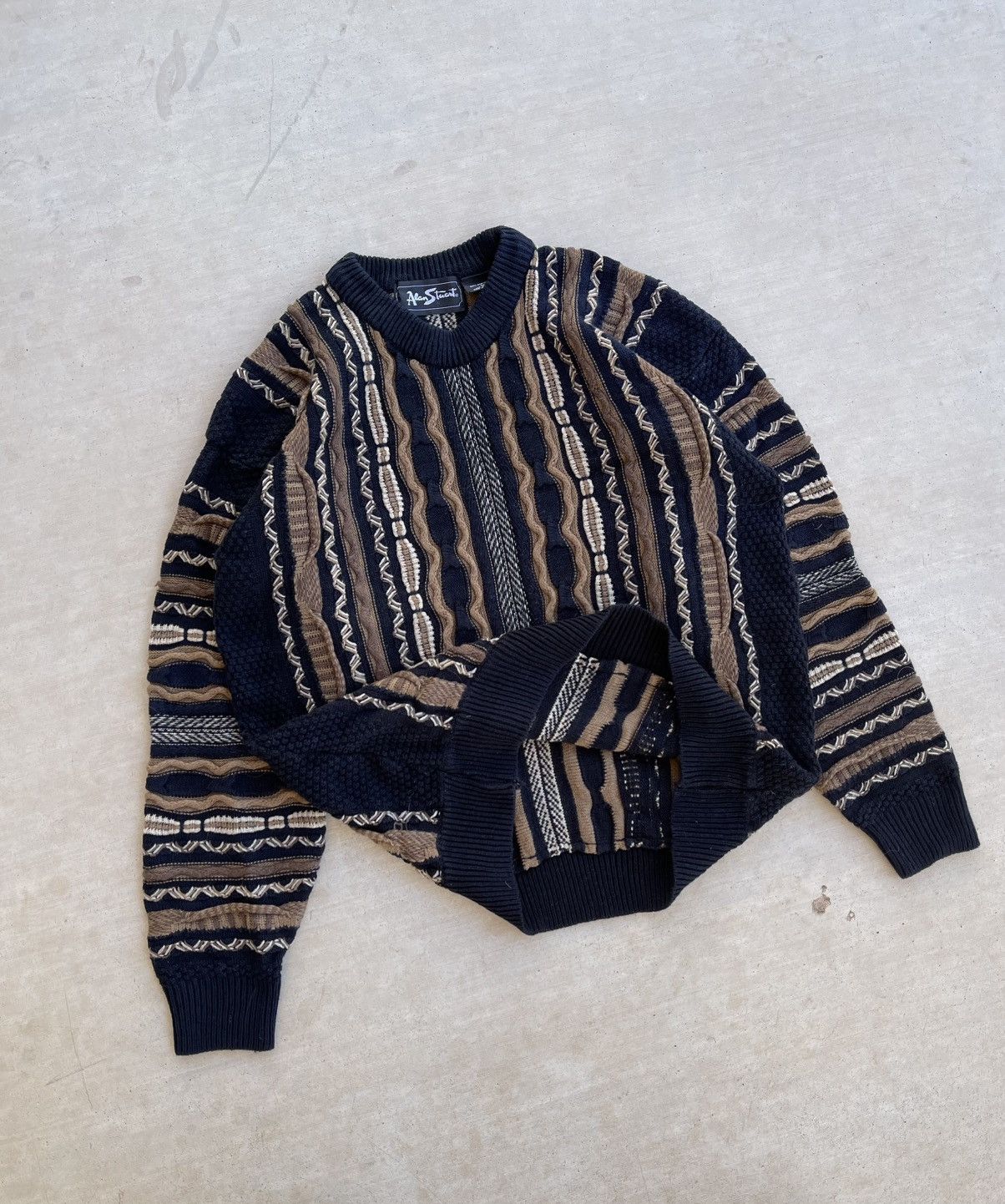 Vintage 90's offers Alan Stuart Coogi Style Knit Textured Tan Black Sweater Size Large