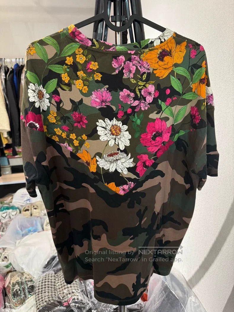 Valentino Valentino Camouflage with floral tops Size L / US 10 / IT 46 - 2 Thumbnail