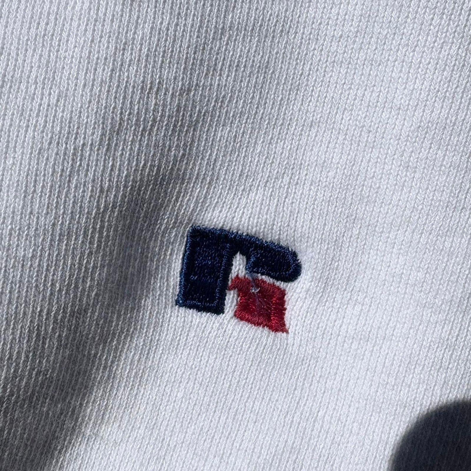 Russell Athletic Russell athletic white crewneck sweatshirt Size US L / EU 52-54 / 3 - 3 Thumbnail