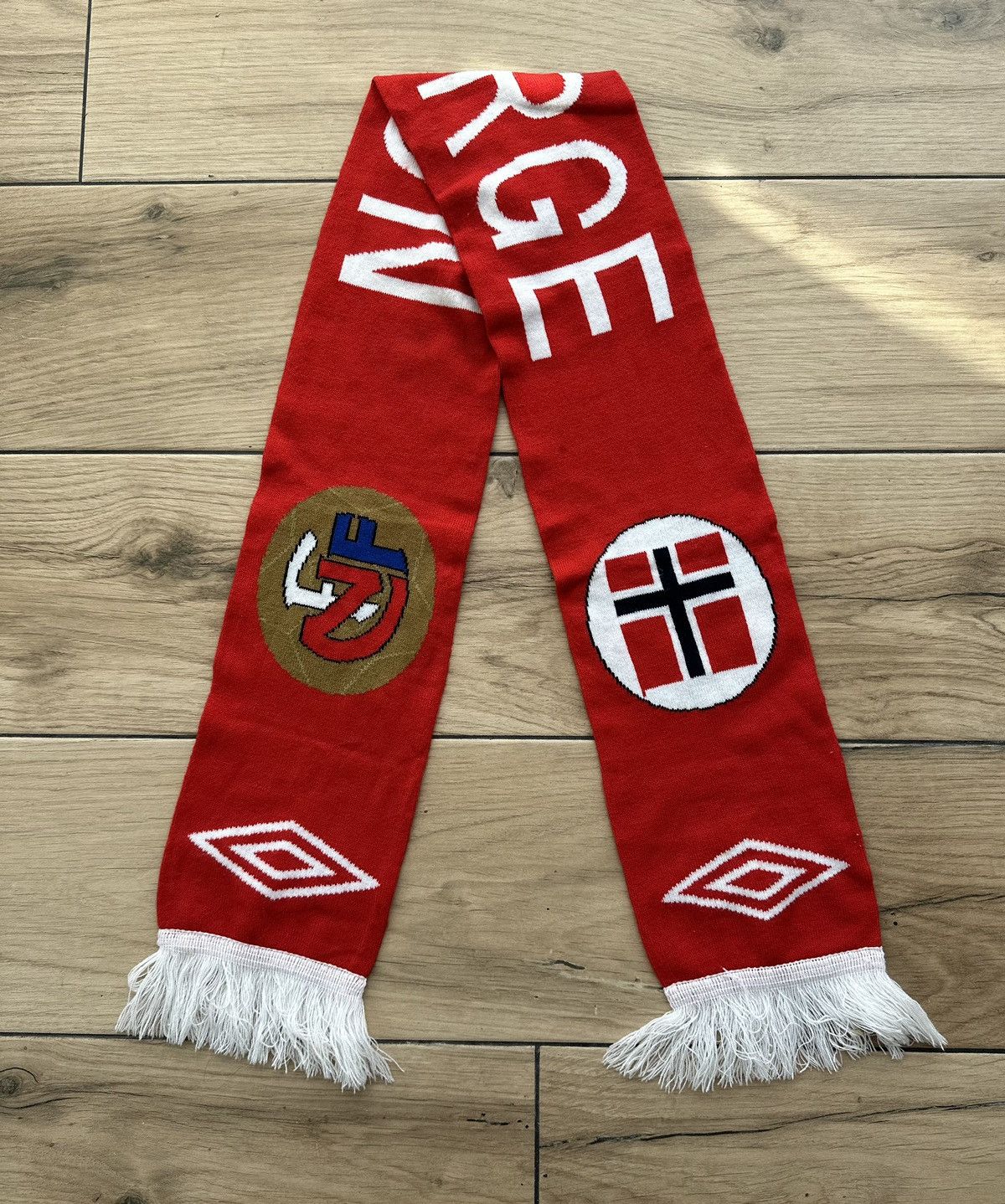 Umbro Norway National Team Umbro Scarf Football Soccer Size ONE SIZE - 1 Thumbnail