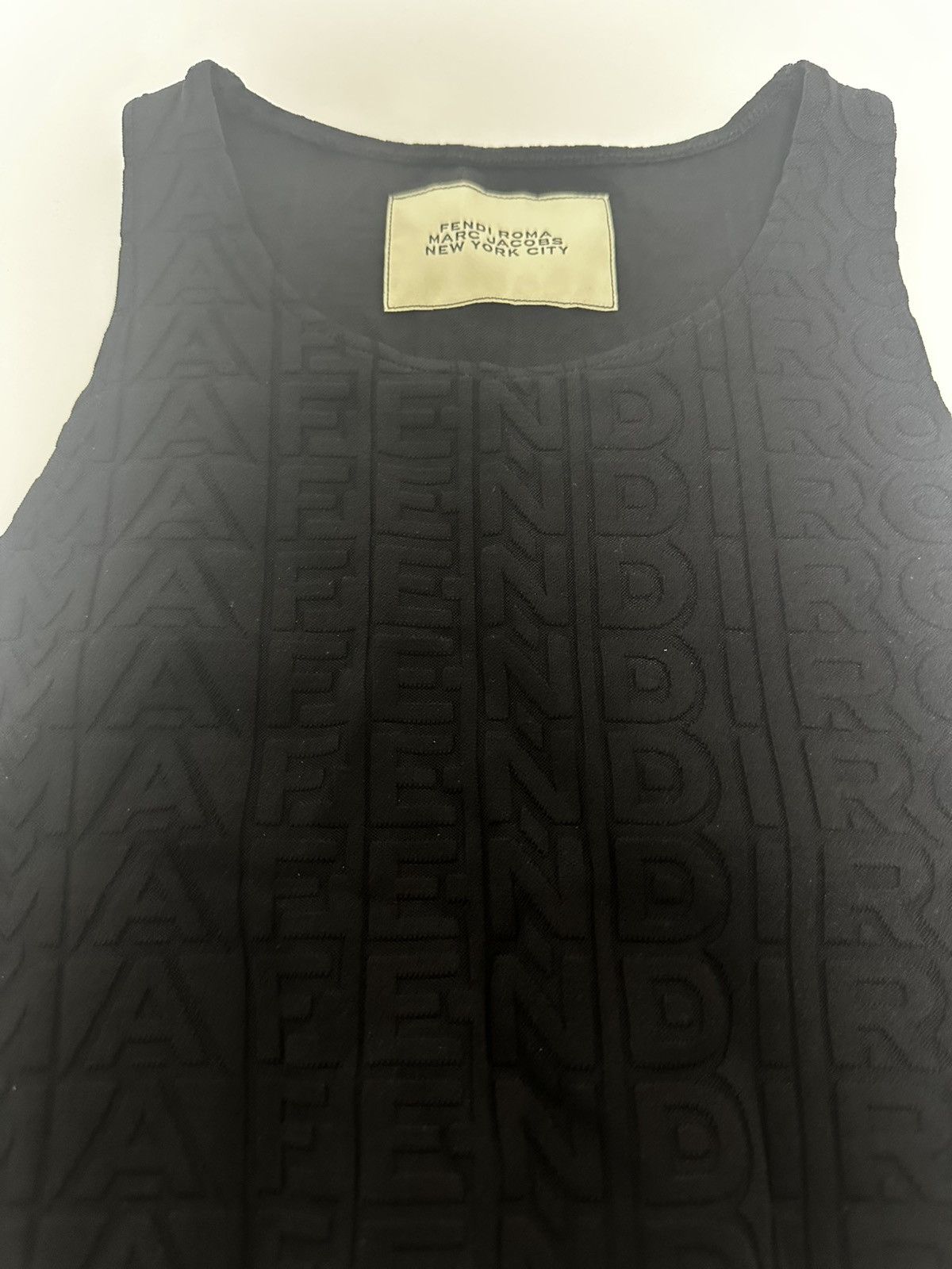 Fendi Fendi by Marc Jacobs Top Size XL / US 12-14 / IT 48-50 - 2 Thumbnail
