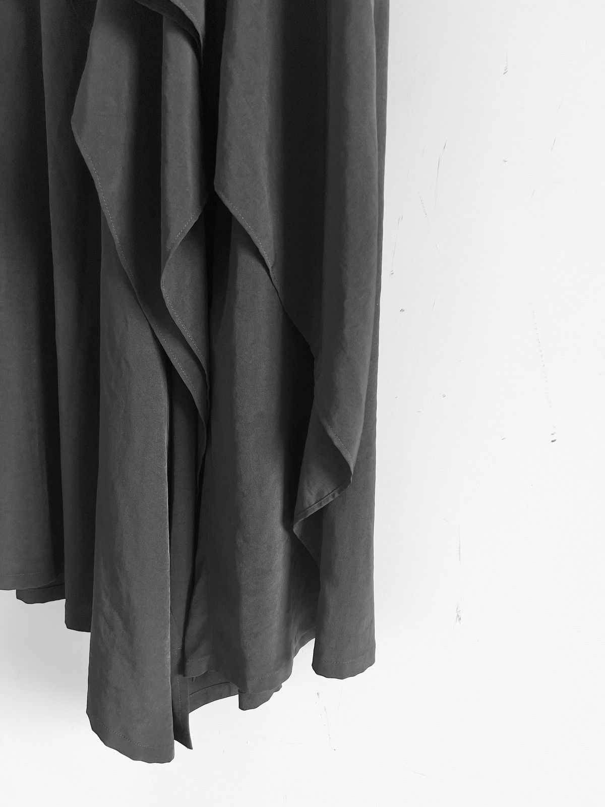Yohji Yamamoto Y's Yohji Yamamoto - CREPE de CHINE RUFFLE PANTS Size 24" / US 00 / IT 34 - 5 Thumbnail