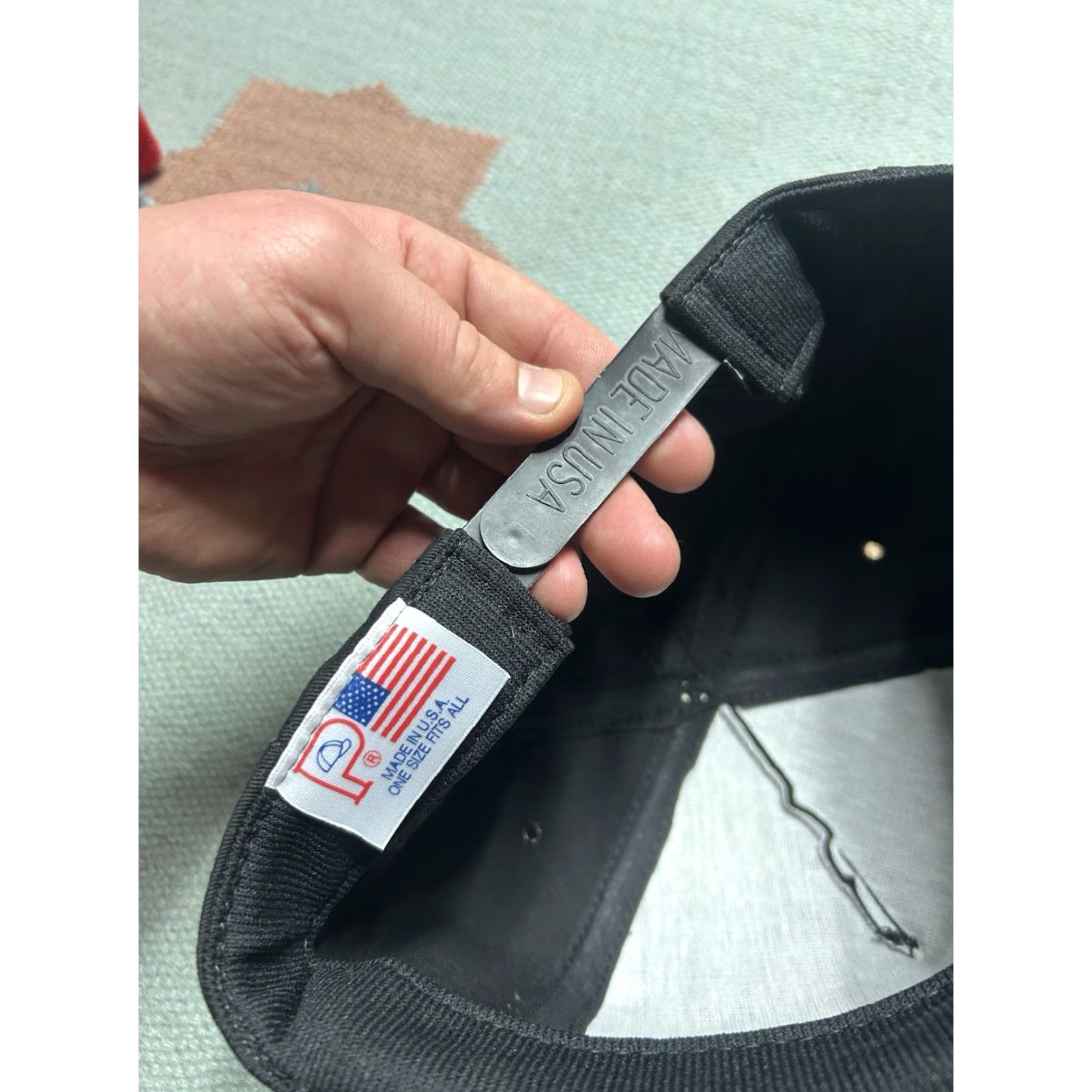 Vintage VINTAGE 90s SNAPBACK Hat Cap Matthews Adjustable Black Cemetery Memories Bronze Unbranded Men Cap 90s Snapback Mens Size ONE SIZE - 7 Thumbnail