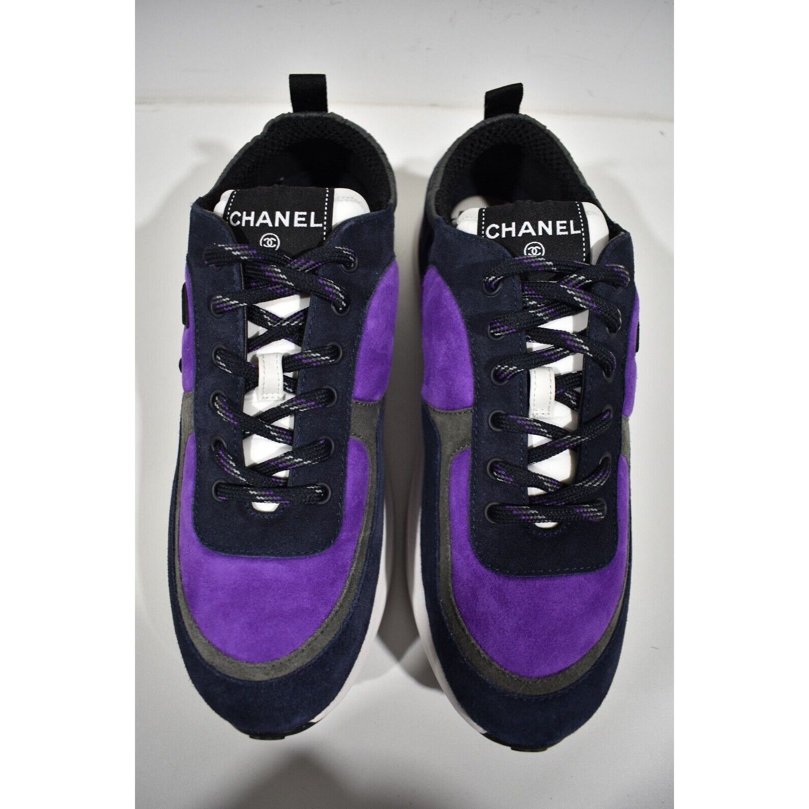 Chanel 21K Suede CC Logo Lace Up Tie Flat Runner Trainer Sneaker 41 Size US 11 / IT 41 - 6 Thumbnail