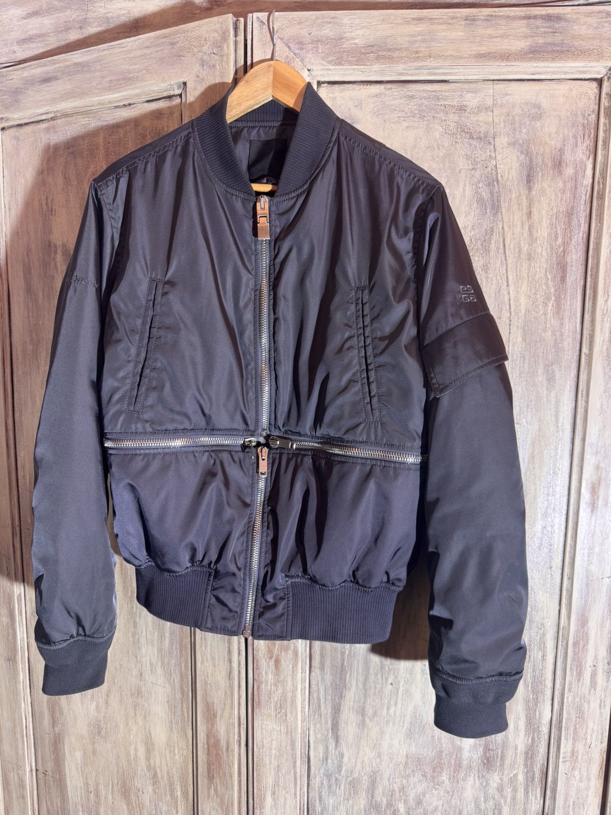 Givenchy Givenchy by MMW fw22 46 men grey stin bomber jacket Size US S / EU 44-46 / 1 - 12 Thumbnail