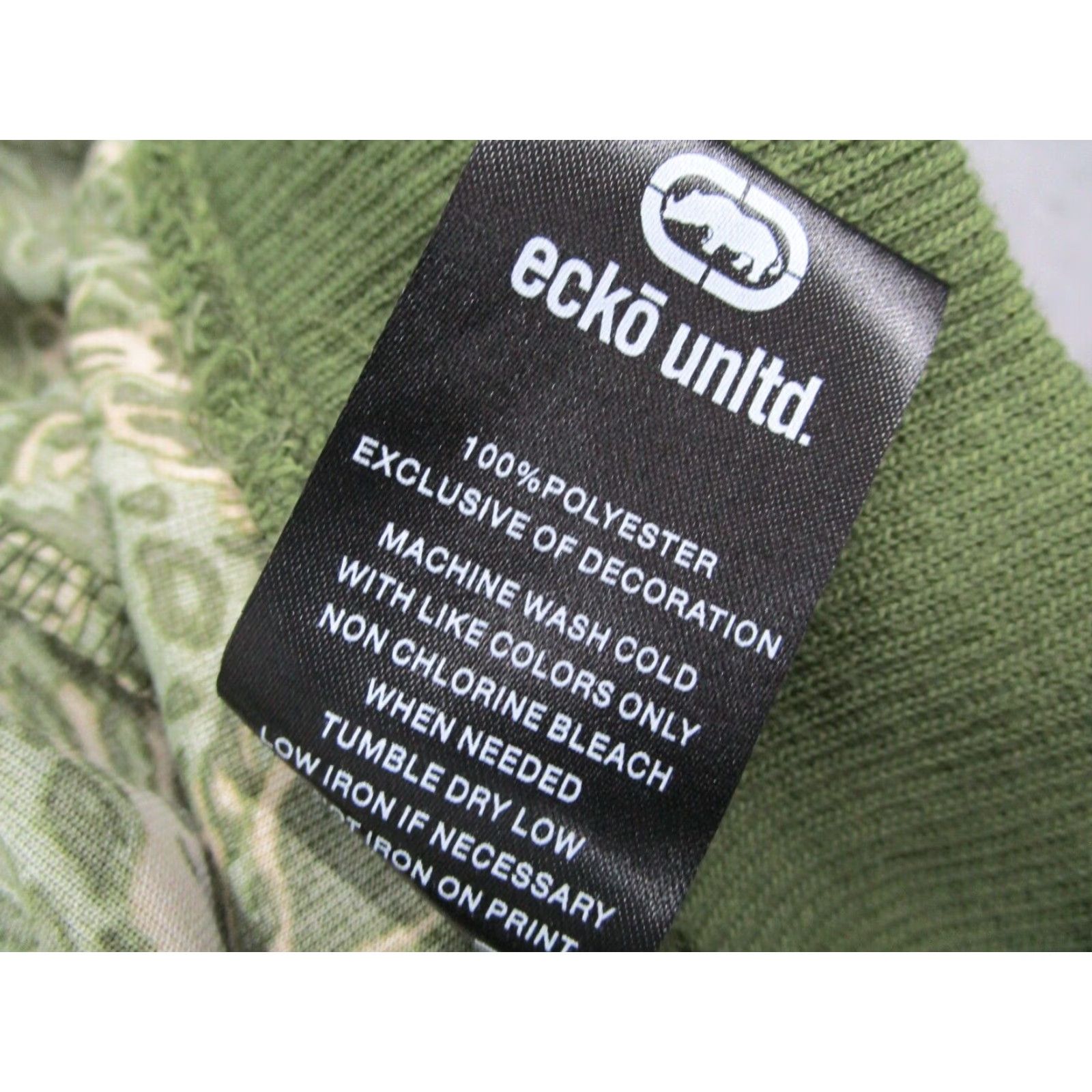 Ecko Unltd Shorts Mens 36 Green Camo Bacteria Streetwear Embroidered