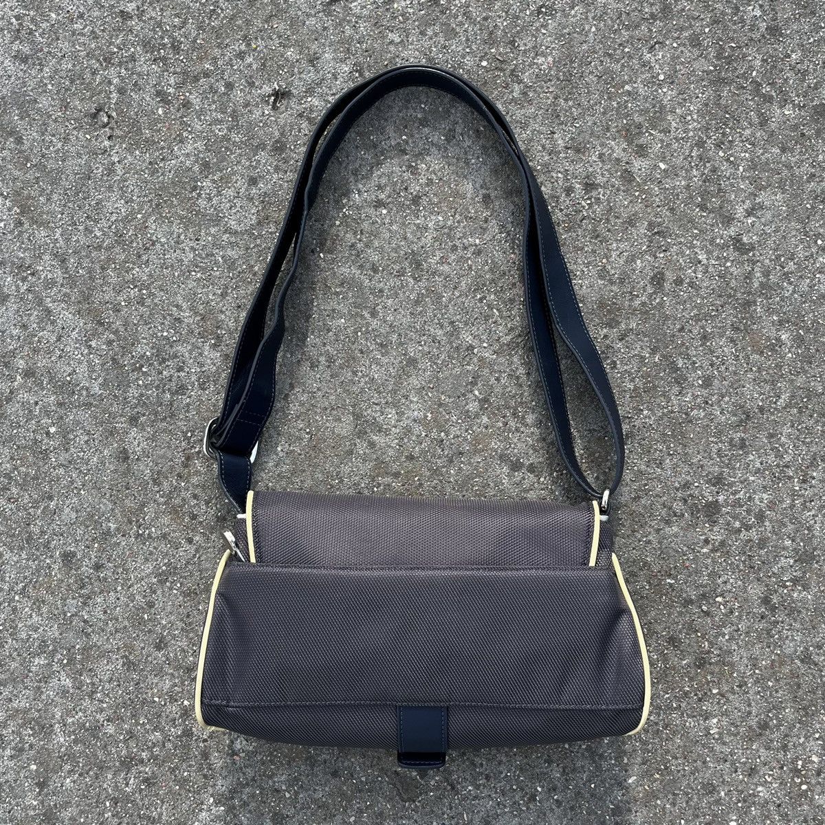 Nike × Vintage Vintage Nike Sling Shoulder Bag Size ONE SIZE - 7 Thumbnail