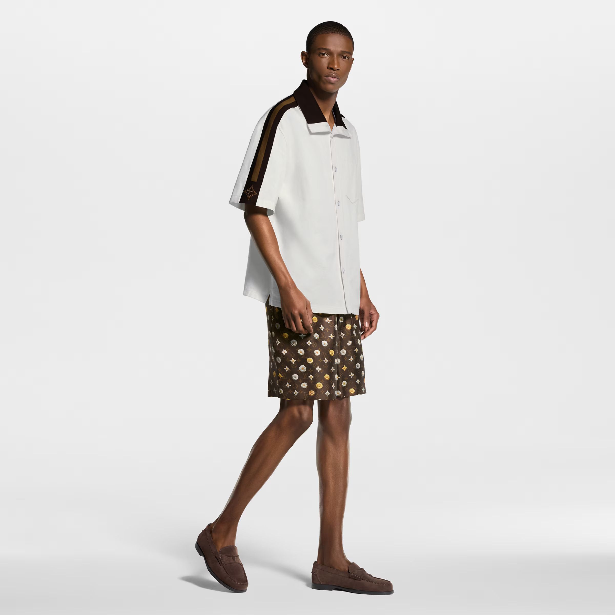 Louis Vuitton Monogram Printed Silk Shorts Size US 30 / EU 46 - 1 Thumbnail