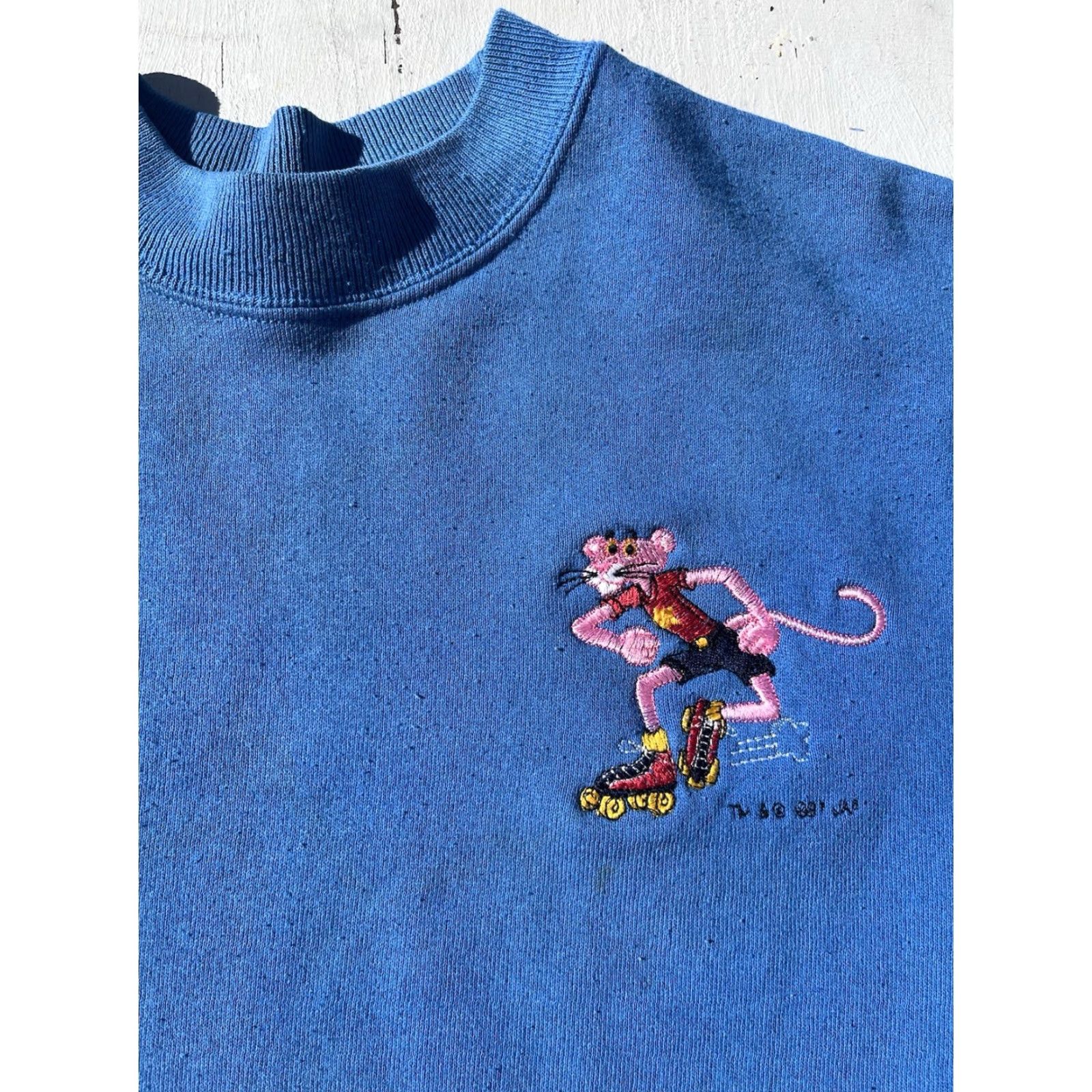 Hanes VINTAGE Hanes Sweatshirt Blue Pink Panther L Crew Neck Long Sleeve Cartoon Size US XL / EU 56 / 4 - 2 Thumbnail