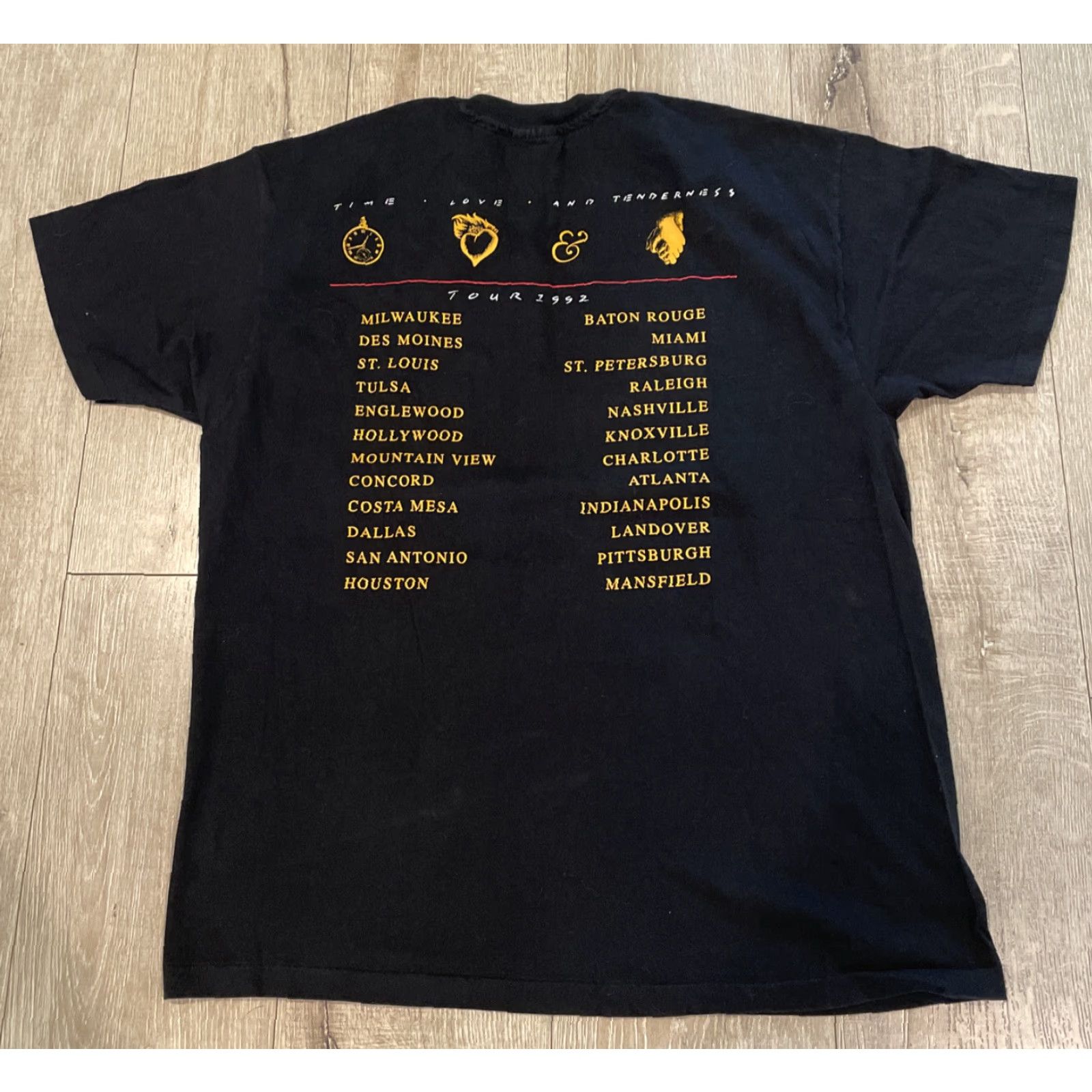 Vintage Vintage Yes Michael Bolton Tour tshirt 1992 World USA Australian Black Mens XL Cotton Logo 90s T-Shirt Size US XL / EU 56 / 4 - 5 Thumbnail