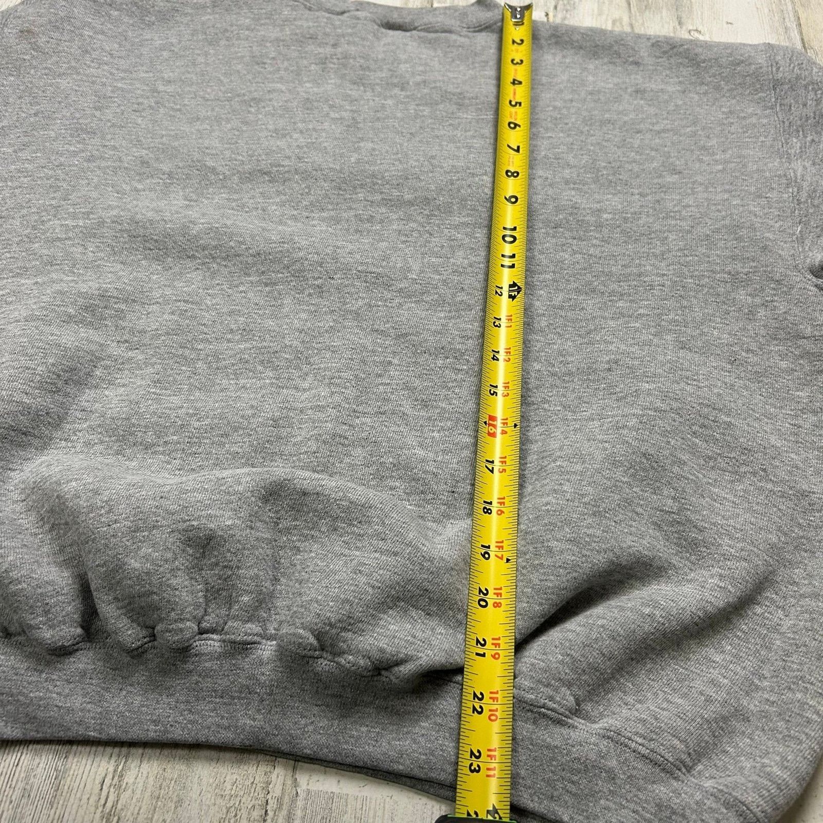 Disney × Vintage Vintage Disney Mickey Mouse Crewneck Size US L / EU 52-54 / 3 - 7 Thumbnail
