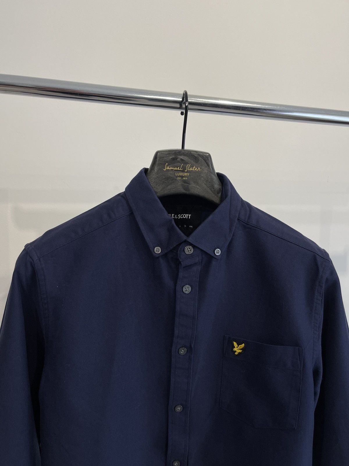 Lyle & Scott Lyle & Scott Navy Cotton Pique Button-Down Shirt – Size S Size US S / EU 44-46 / 1 - 2 Thumbnail