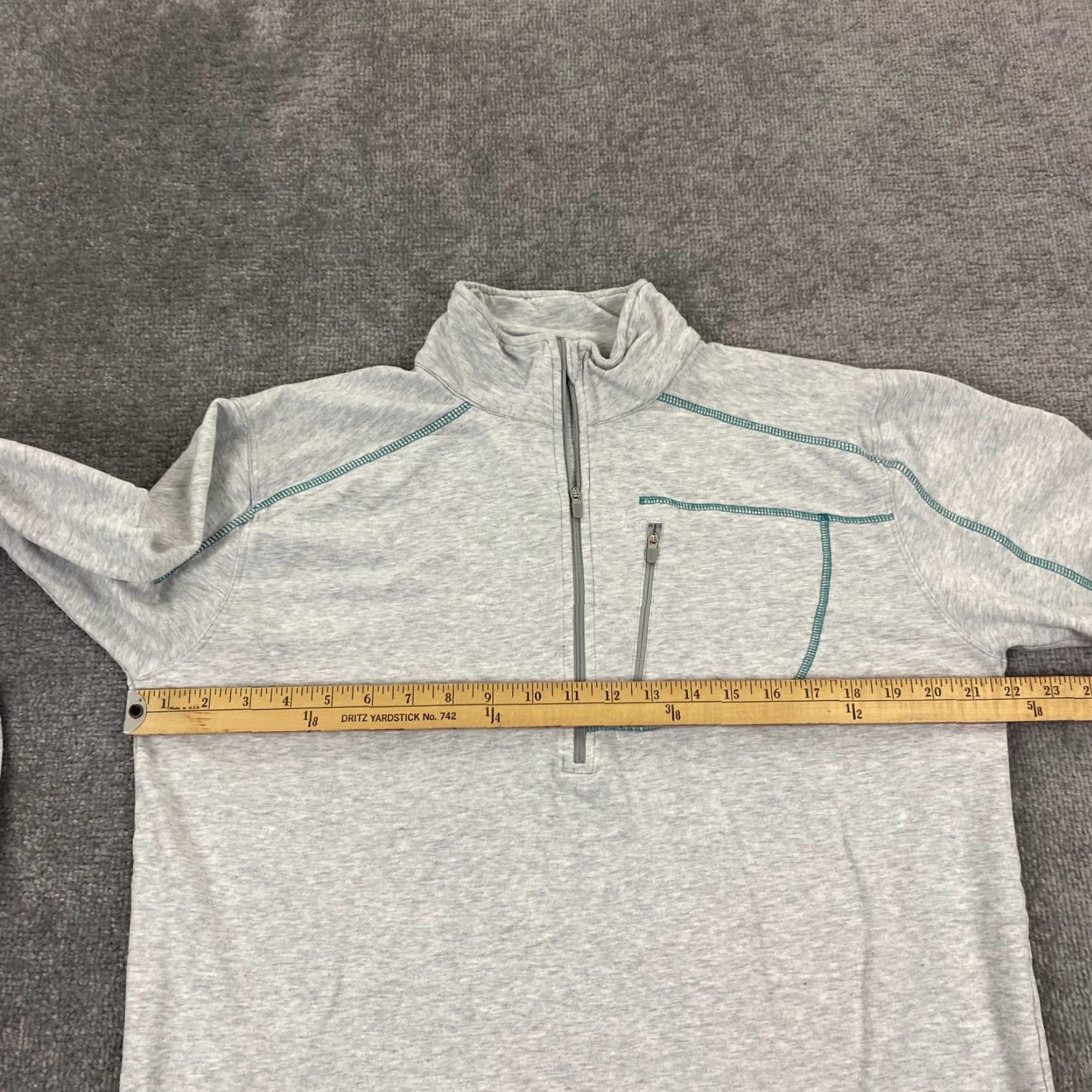 Vintage tasc Performance Sweater Mens Large Heather Gray 1/2 Zip Bamboo Pocket Size US L / EU 52-54 / 3 - 6 Thumbnail