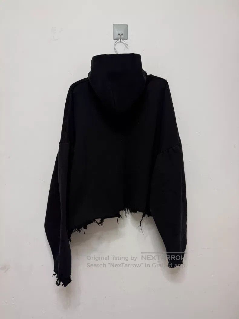 Balenciaga Balenciaga Double Ring Destroyed Hem Sweatshirt - Black Size US M / EU 48-50 / 2 - 2 Thumbnail