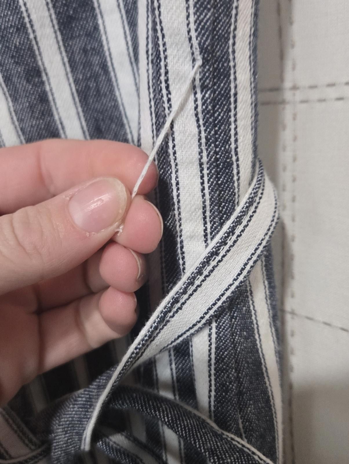Madewell Madewell Pleated Wide-Leg Jumpsuit in Pinstripe Linen Size 24" / US 00 / IT 34 - 4 Thumbnail