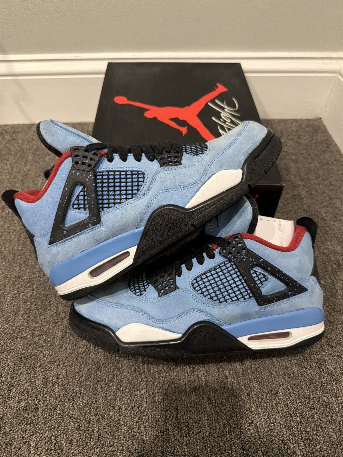 Jordan Brand × Travis Scott Travis Scott 4s Size US 8 / EU 41 - 2 Thumbnail