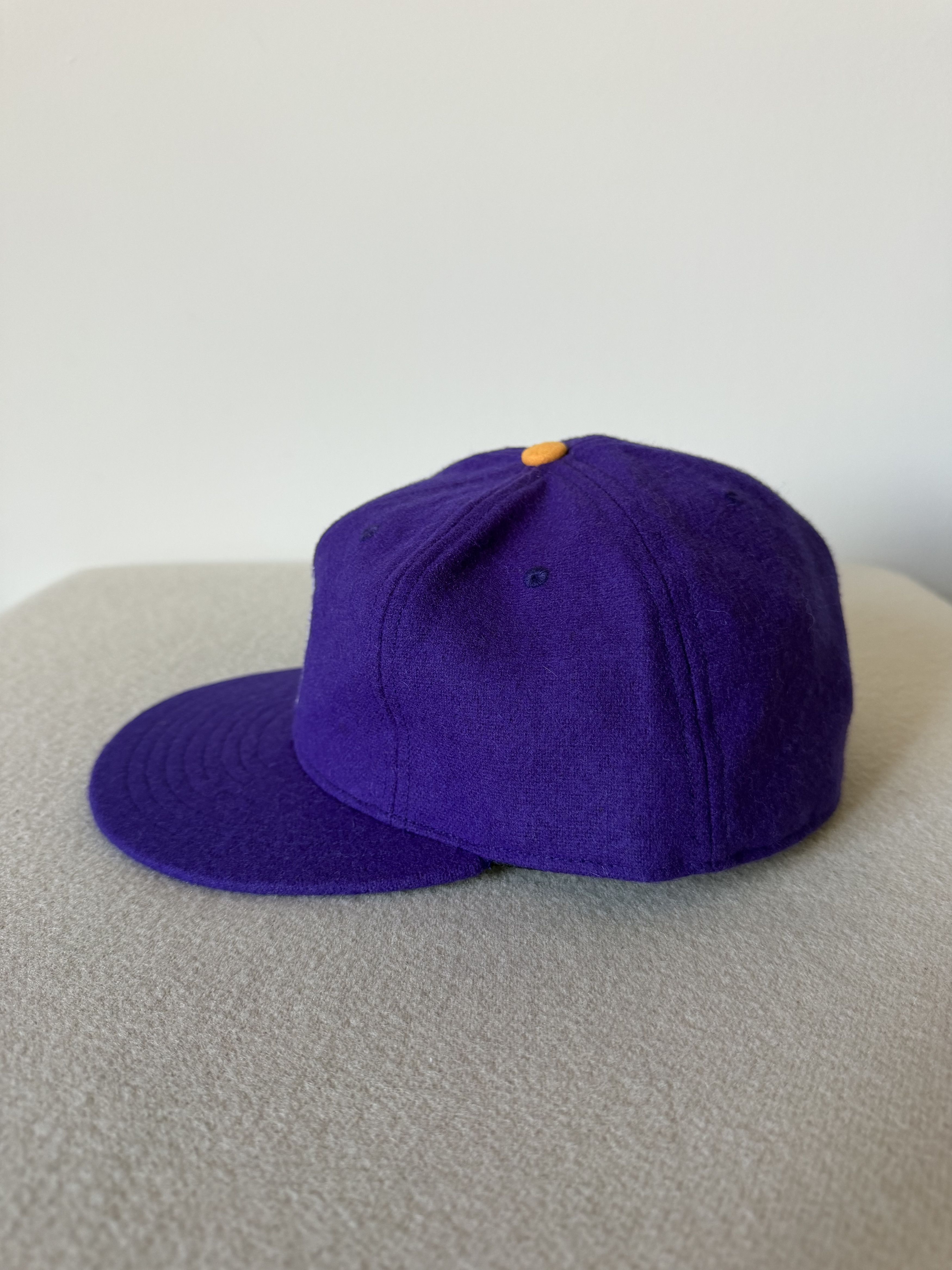 Ebbets Field Flannels 7 7/8 Ebbets University of Washington 1936 Rowing Team Hat Size ONE SIZE - 2 Thumbnail