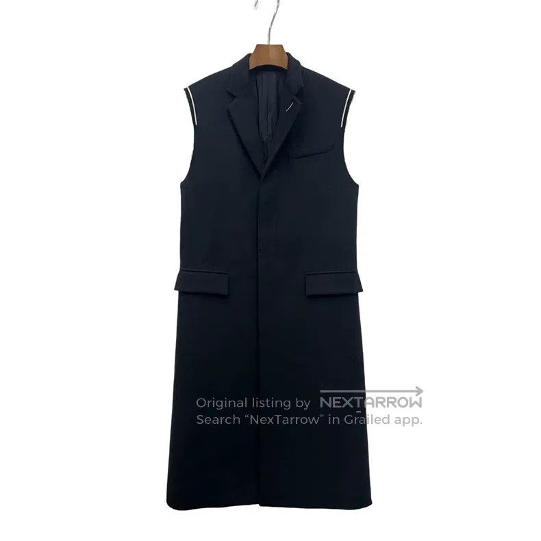 Dior Dior Black woollen coat Size US S / EU 44-46 / 1 - 1 Thumbnail