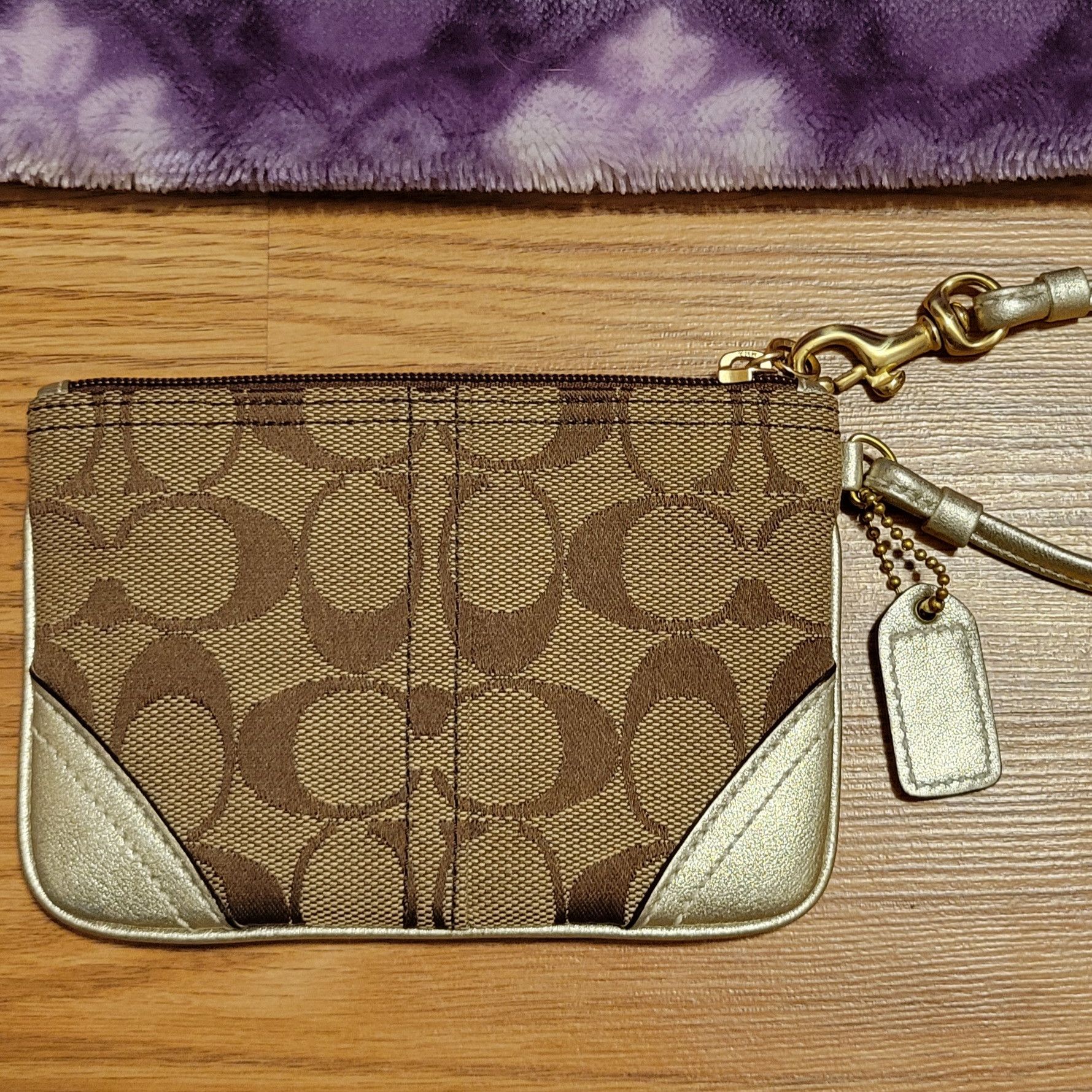 Coach *BRAND NEW* Coach Wristlet Gold Leather and Monogram Canvas Size ONE SIZE - 2 Thumbnail