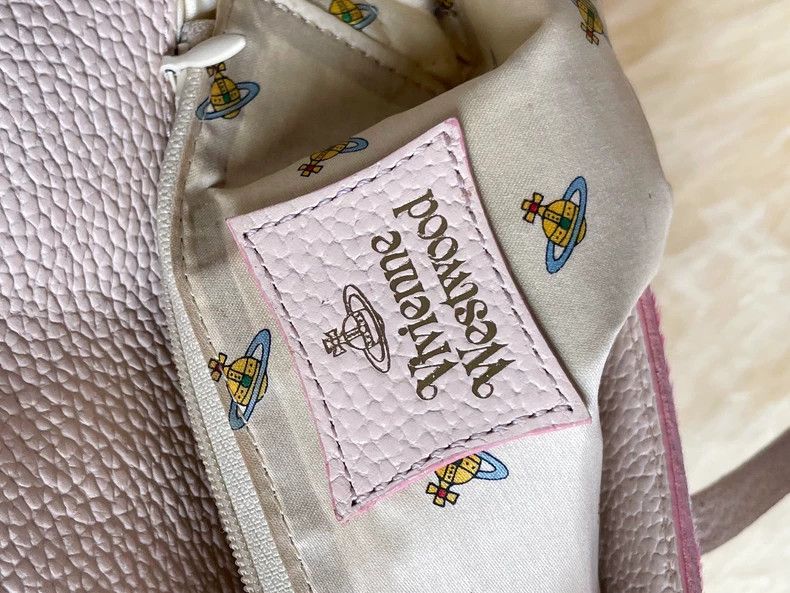Vivienne Westwood Vivienne Westwood size os Pink leopard print horsehair hand Size ONE SIZE - 9 Thumbnail