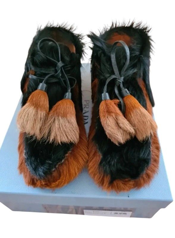 Prada F/W 2017 PONY HAIR CHUKKA SHOES Size US 8 / IT 38 - 3 Thumbnail