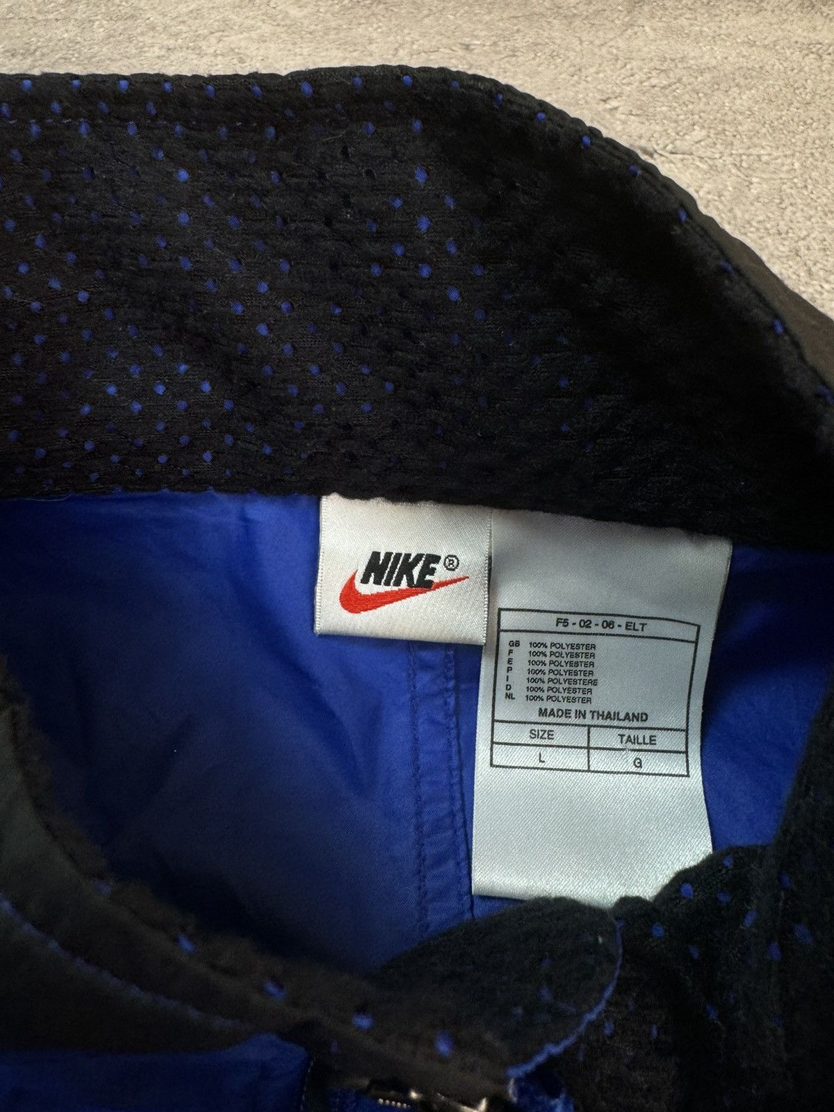 Japanese Brand × Nike × Vintage Men’s Windbreaker Nike Swoosh Vintage retro y2k Size US L / EU 52-54 / 3 - 9 Thumbnail