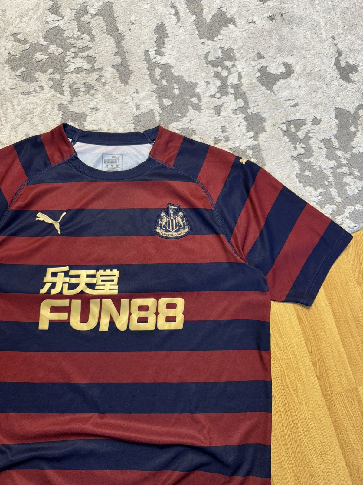 Puma × Vintage Puma Newcastle United 2018/2019 Football Soccer Shirt Jersey Size US XL / EU 56 / 4 - 4 Thumbnail
