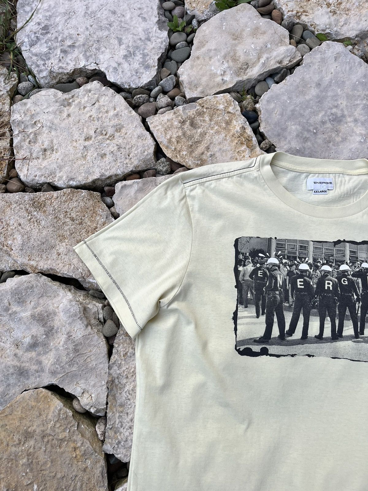 Energie × Vintage Vintage energie y2k cops polizei logo t-shirt tee Size US XXL / EU 58 / 5 - 5 Thumbnail